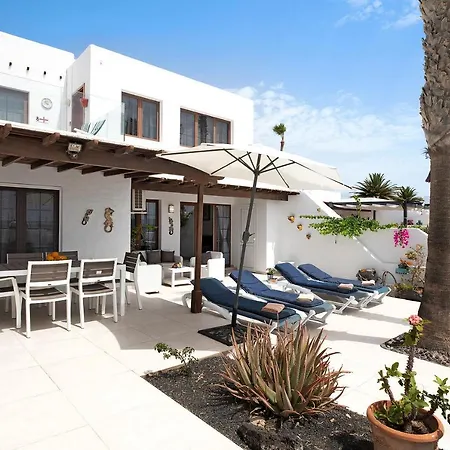 Puerto Chico E Apartmán *