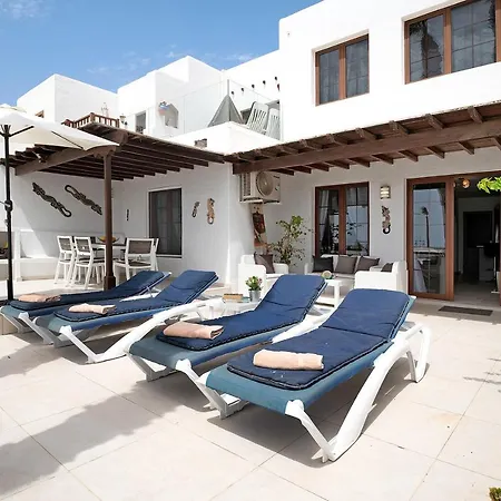 Puerto Chico E Apartman *