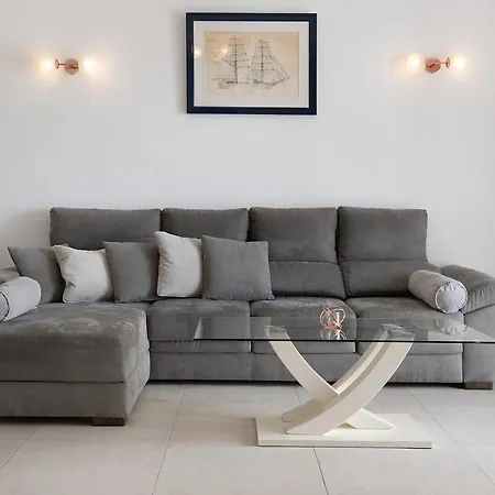 Puerto Chico E Playa Blanca