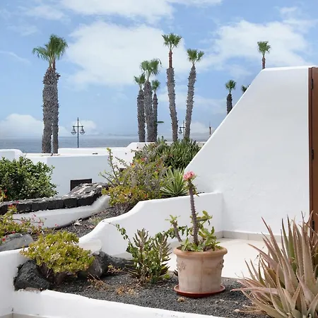 Puerto Chico E Playa Blanca