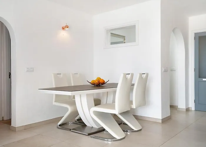 Puerto Chico E Apartman Playa Blanca